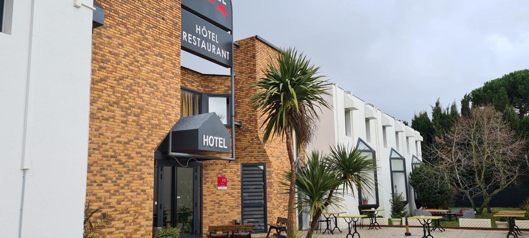 Hotel L'Etoile Aeroport - A61 Carcassonne Zewnętrze zdjęcie