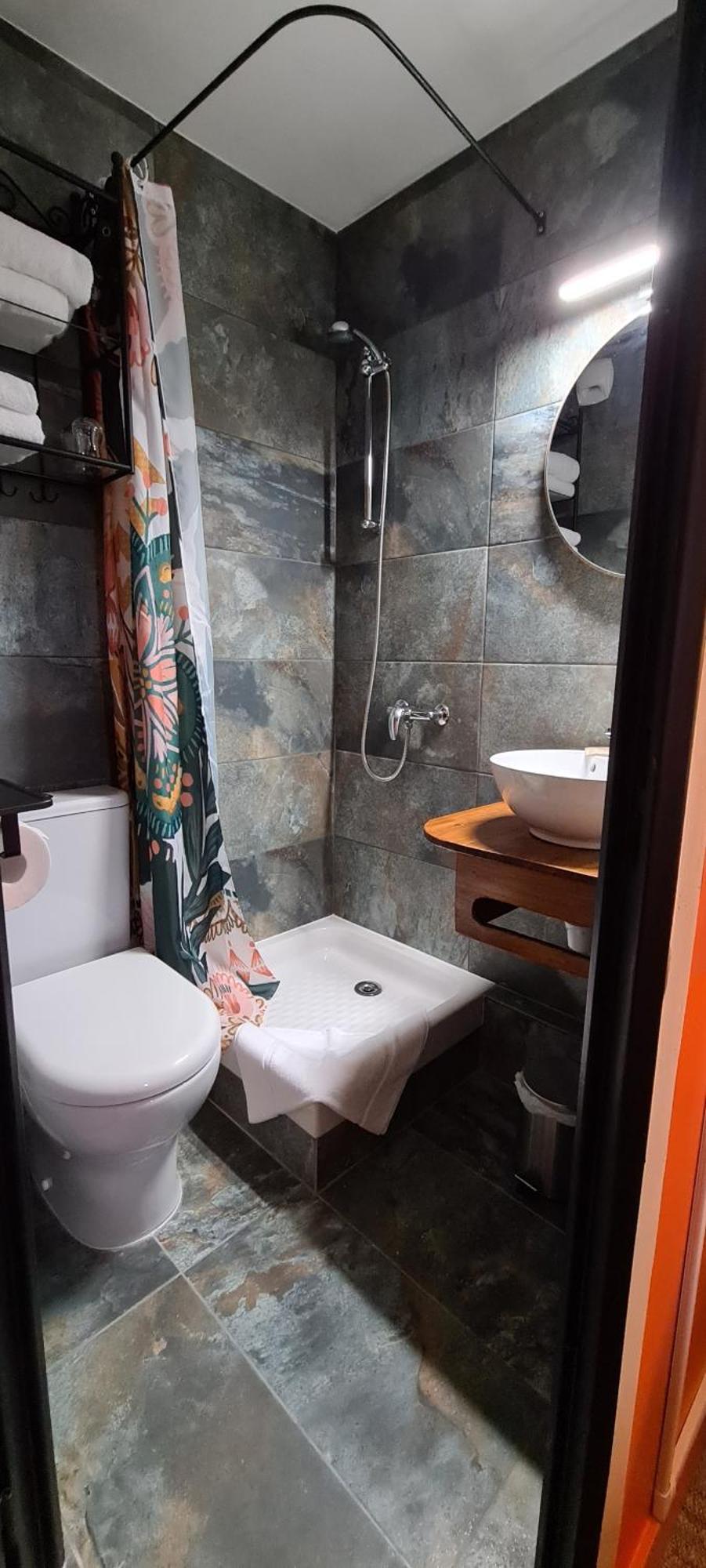 Hotel L'Etoile Aeroport - A61 Carcassonne Zewnętrze zdjęcie