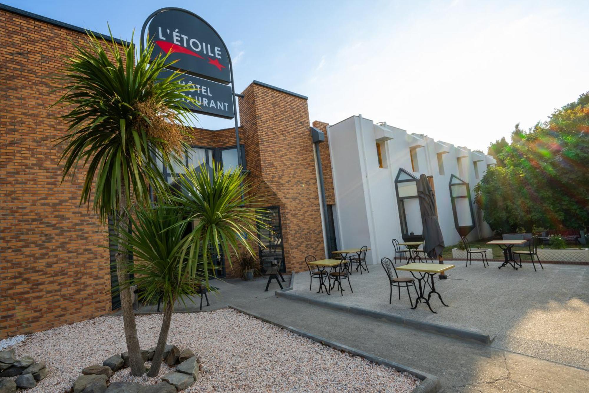 Hotel L'Etoile Aeroport - A61 Carcassonne Zewnętrze zdjęcie