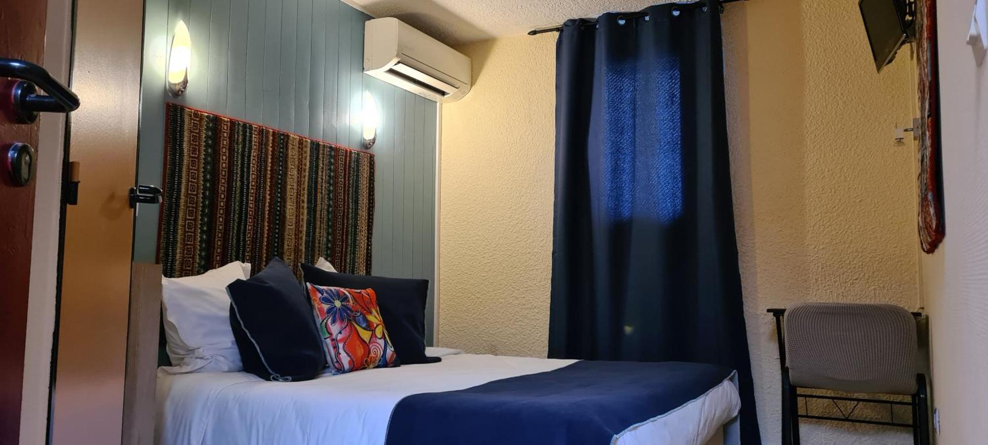 Hotel L'Etoile Aeroport - A61 Carcassonne Zewnętrze zdjęcie